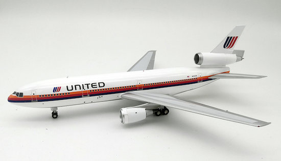 Douglas DC10-10 United Airlines